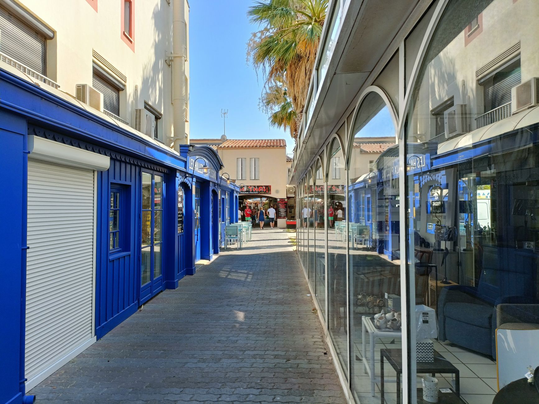 Agence immobilière commerciale équipe à Saint-Étienne